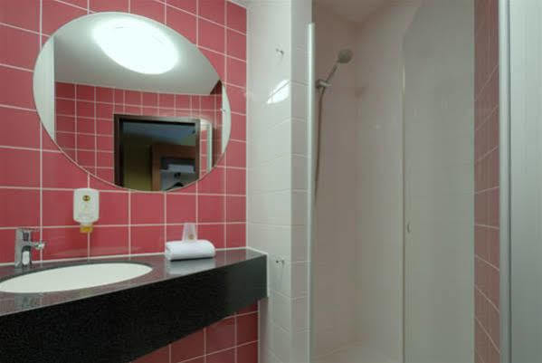B&B Hotel Duesseldorf-Airport Exteriér fotografie